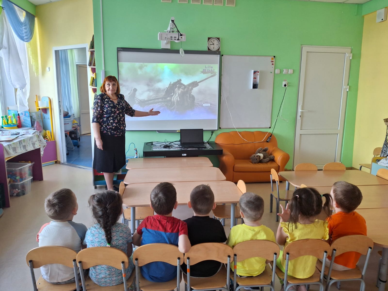 Этих дней не смолкнет слава!.