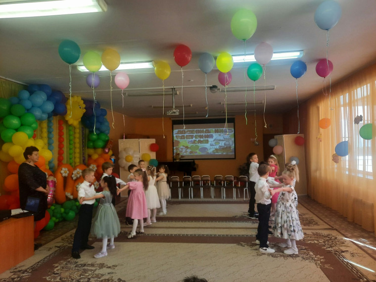 Утренник «До свидания, детский сад!».