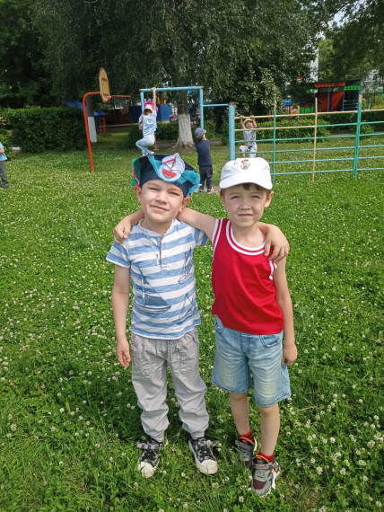 Отмечаем День шляп и панамок.